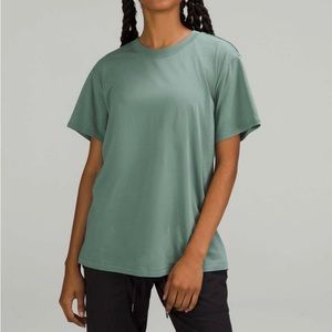 Lululemon all yours, boyfriend T-shirt